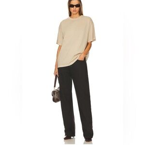 Golden/yellow WAO the relaxed tee